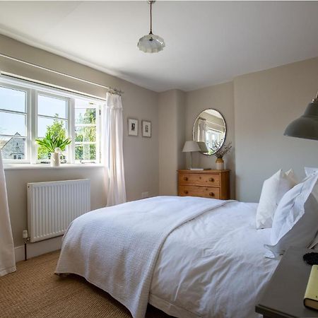 Gleneda Cottage - A Renovated, Traditional Cotswold Cottage Full Of Charm With Fireplace And Garden Bourton on the Hill Exteriér fotografie