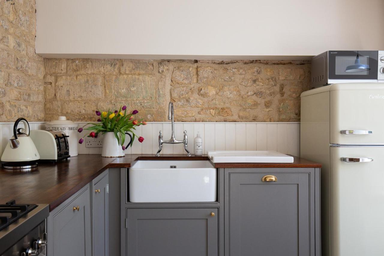 Gleneda Cottage - A Renovated, Traditional Cotswold Cottage Full Of Charm With Fireplace And Garden Bourton on the Hill Exteriér fotografie