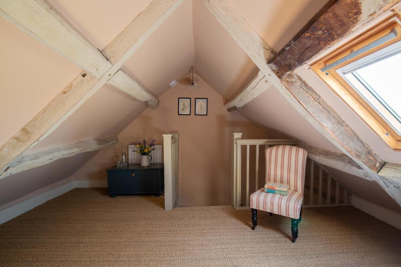 Gleneda Cottage - A Renovated, Traditional Cotswold Cottage Full Of Charm With Fireplace And Garden Bourton on the Hill Exteriér fotografie